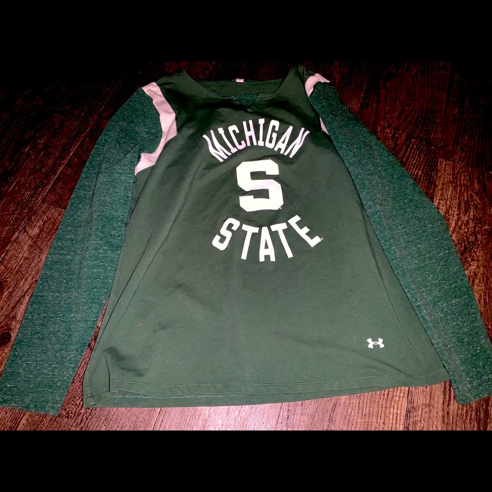 Michigan state under armour pullover
